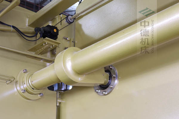 ZDP-20050高精度扭軸同步裝置，采用知名品牌關(guān)節(jié)軸承，經(jīng)久耐用.jpg