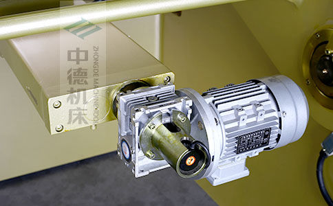 ZDS-1032后檔料減速電機(jī)，質(zhì)量好，模擬運(yùn)算定位速度快.jpg